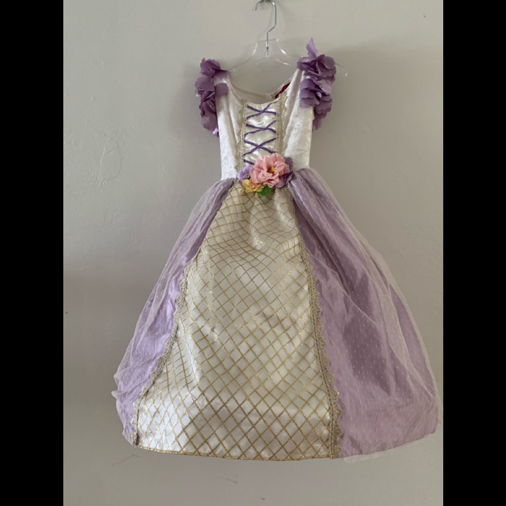 Beautiful princess dress for kids